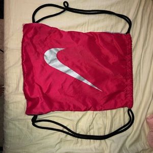 Nike drawstring bag
